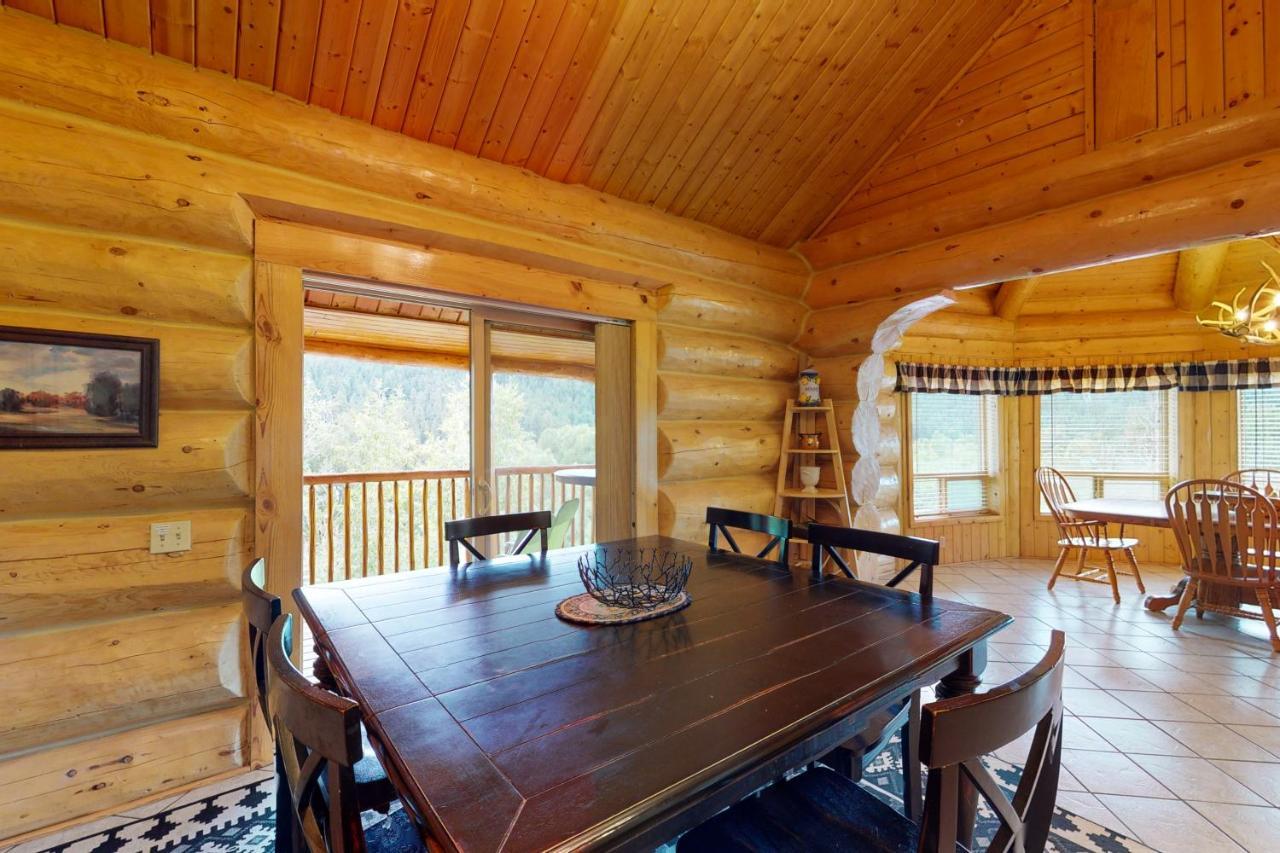 Sunflower Lodge باغوسا سبرينغز المظهر الخارجي الصورة