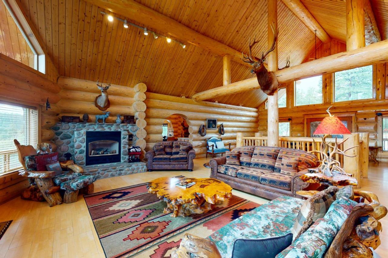 Sunflower Lodge باغوسا سبرينغز المظهر الخارجي الصورة